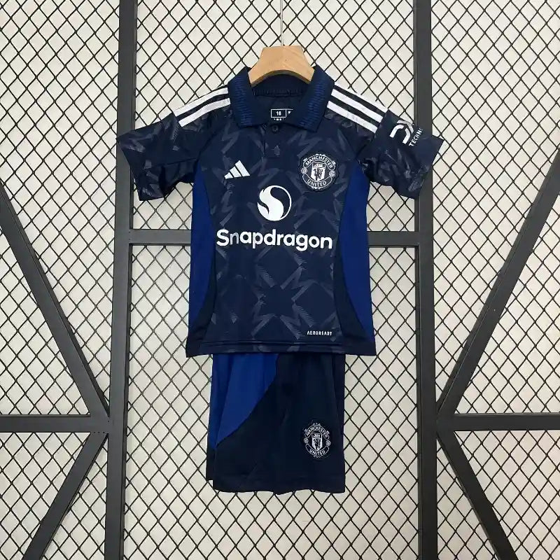 Manchester United 24/25 Kids Away Kit Set